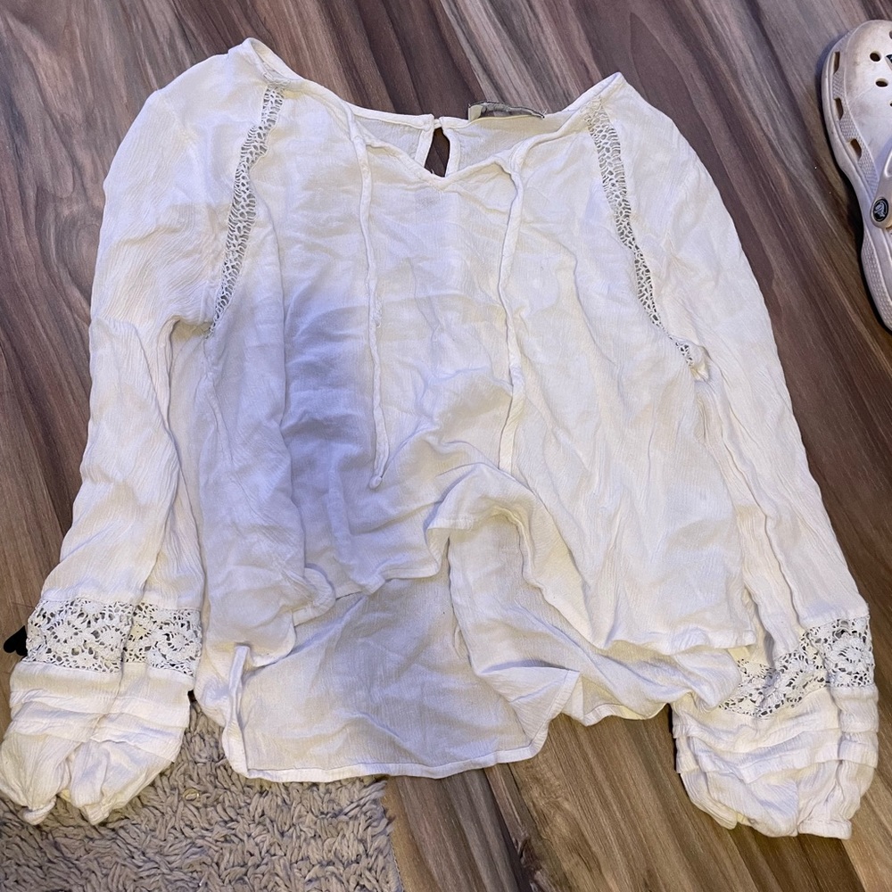 hollister white long sleeve